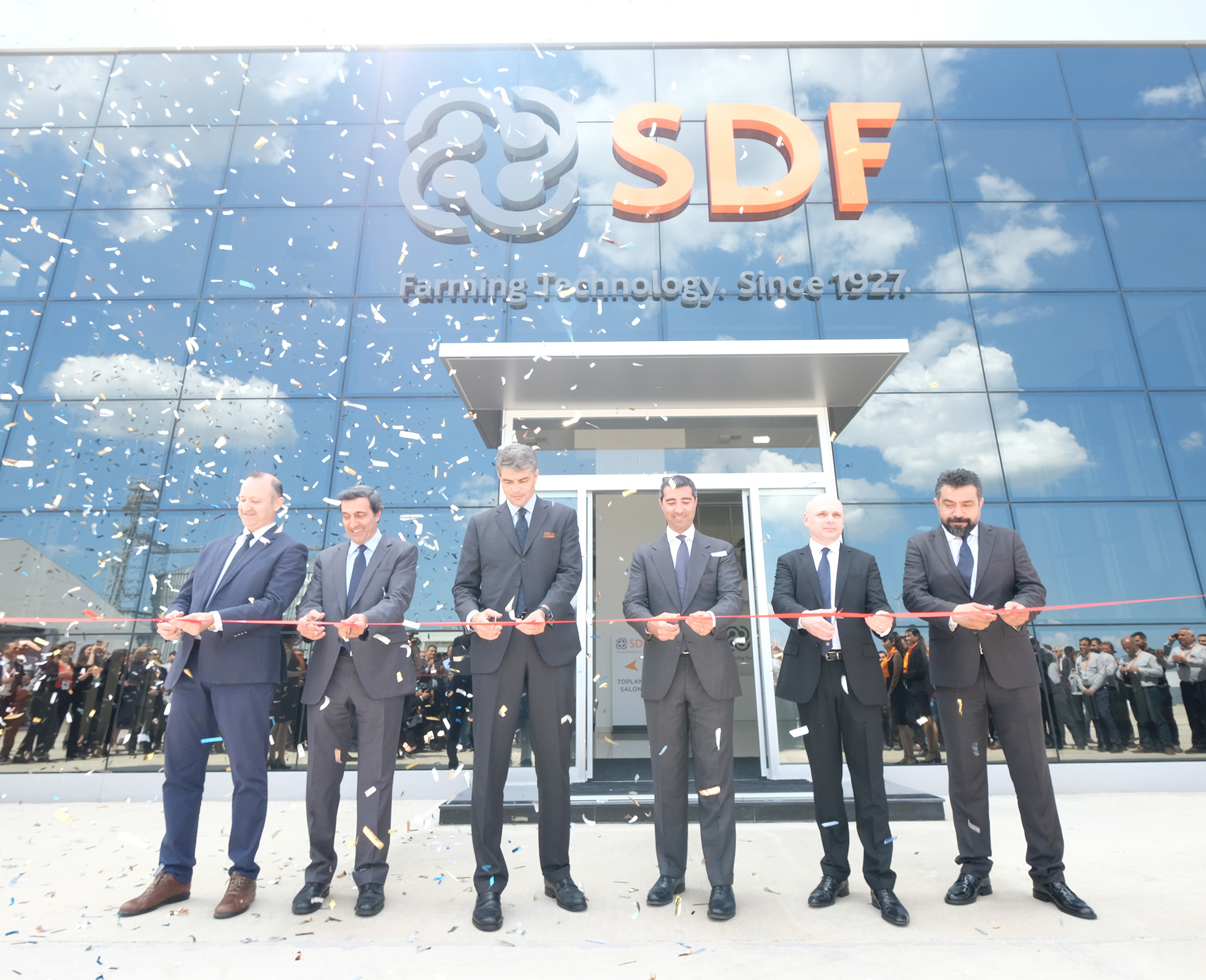 SDF neemt nieuwe productielijnen in gebruik in Turkije