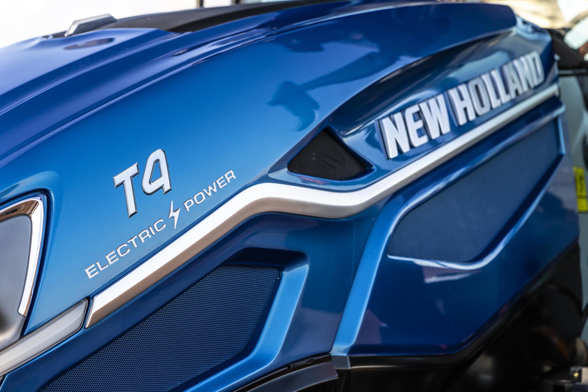 New Holland presenteert elektrische & autonome T4